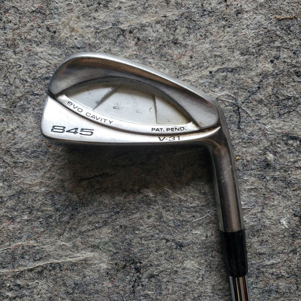 Tommy Armour 845 Evo Cavity Golf iron